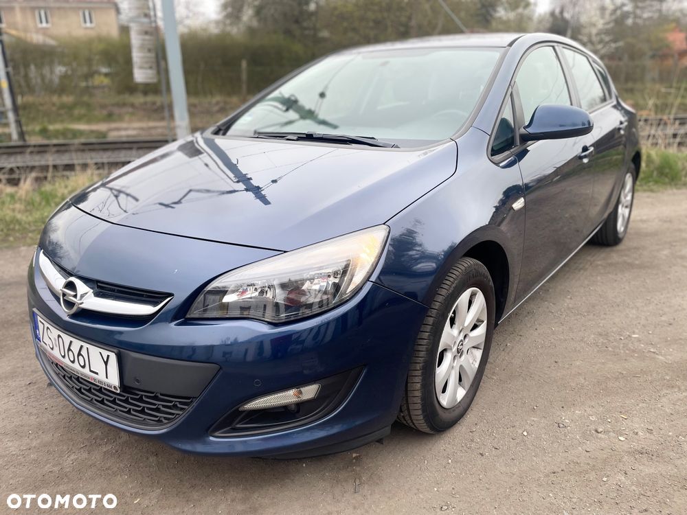 Opel Astra 1.6 Enjoy - 2