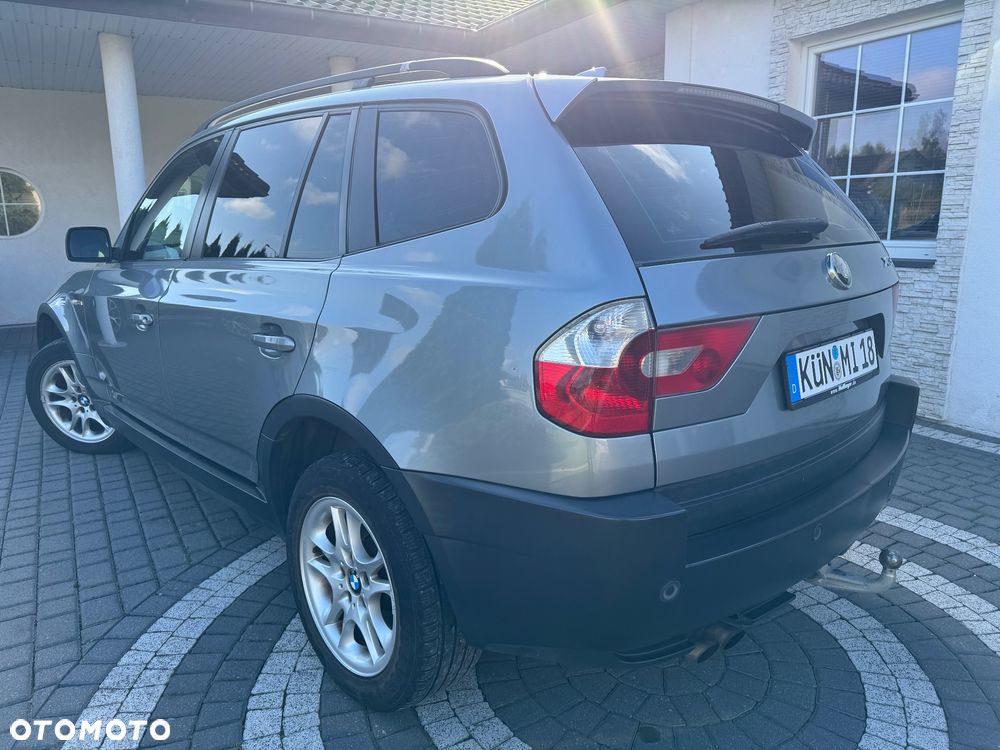 BMW X3 2.5i - 6