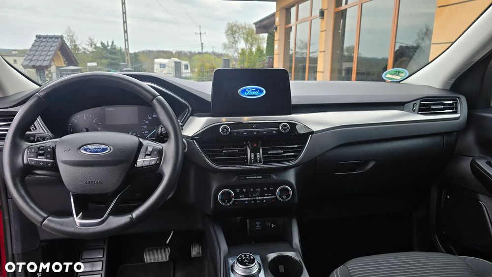 Ford Kuga 2.0 EcoBlue 4x4 TITANIUM - 4