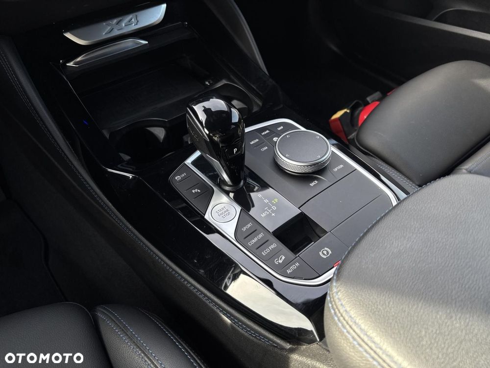 BMW X4 - 18