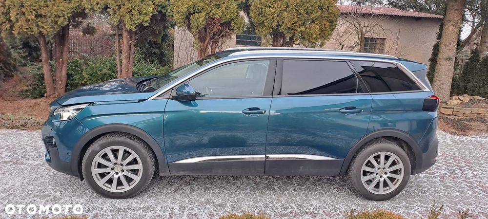 Peugeot 5008 - 5