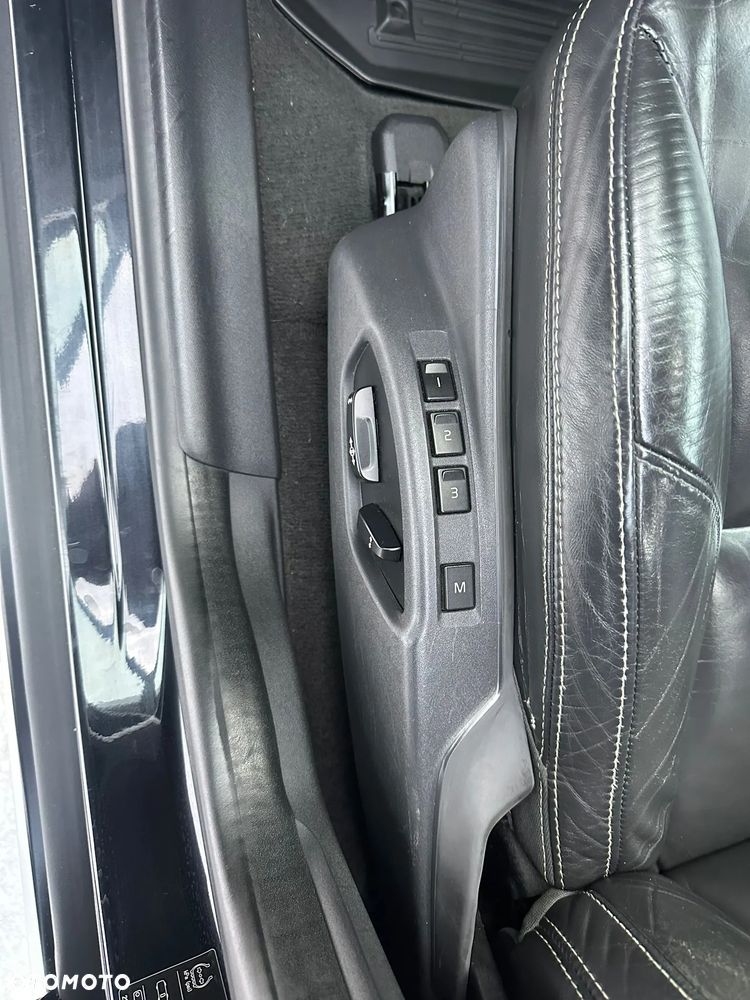 Volvo XC 60 - 11