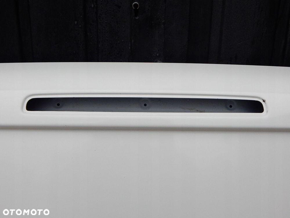 vw t5 klapa bagażnika tył tylna biała r902 - 9