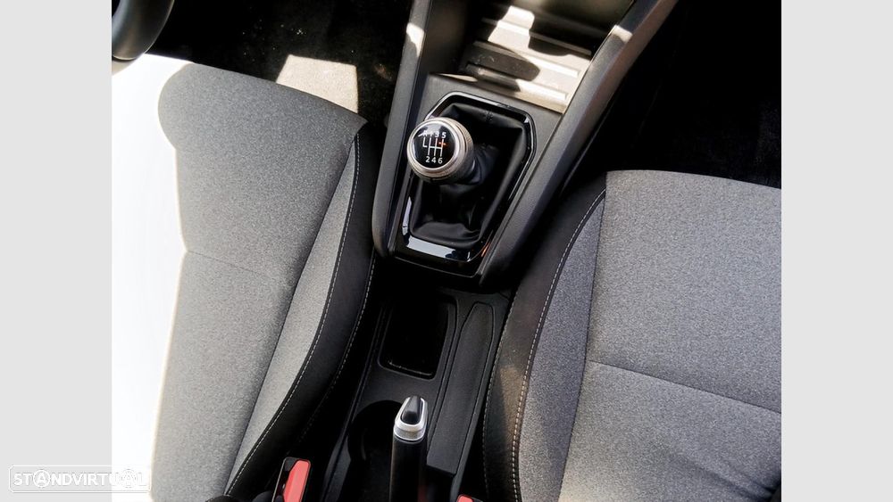 Renault Clio 1.0 TCe Evolution - 23