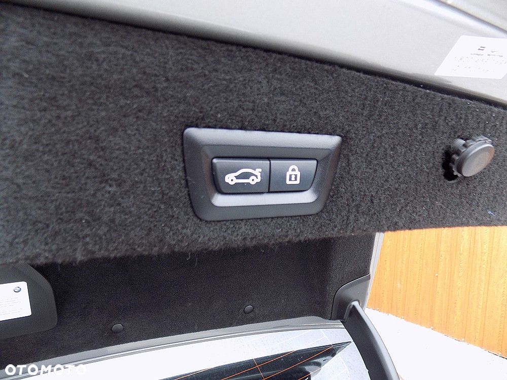 BMW Seria 7 745Le xDrive - 26