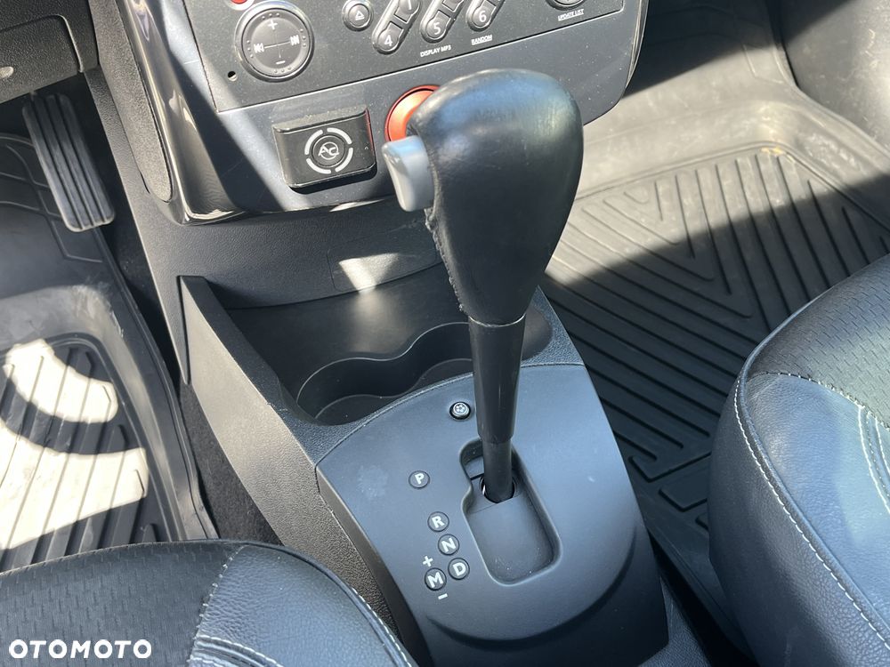 Renault Clio 1.6 16V Night&Day - 16