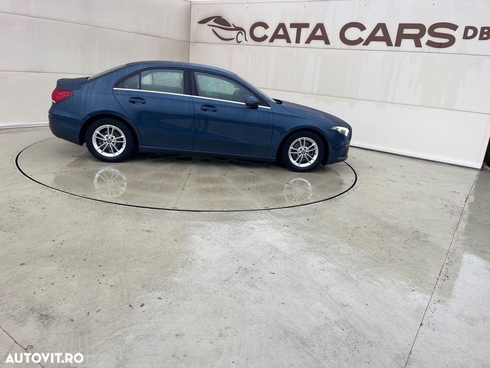 Mercedes-Benz A 180 d Sedan Aut. - 18