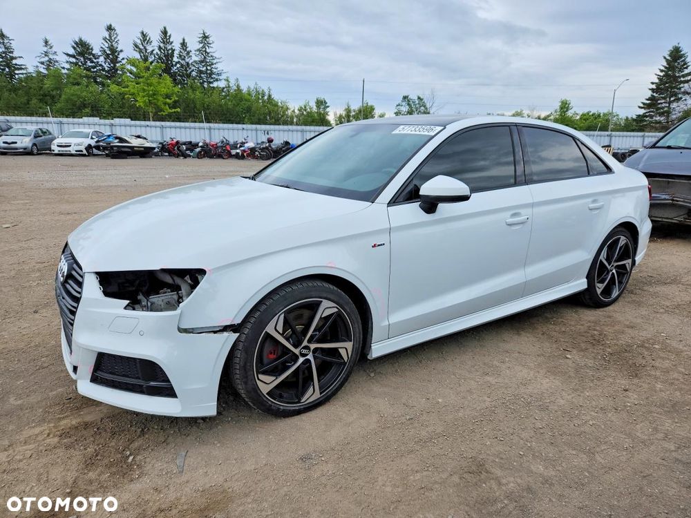 Audi A3 Limousine 40 TFSI quattro S tronic S line - 1