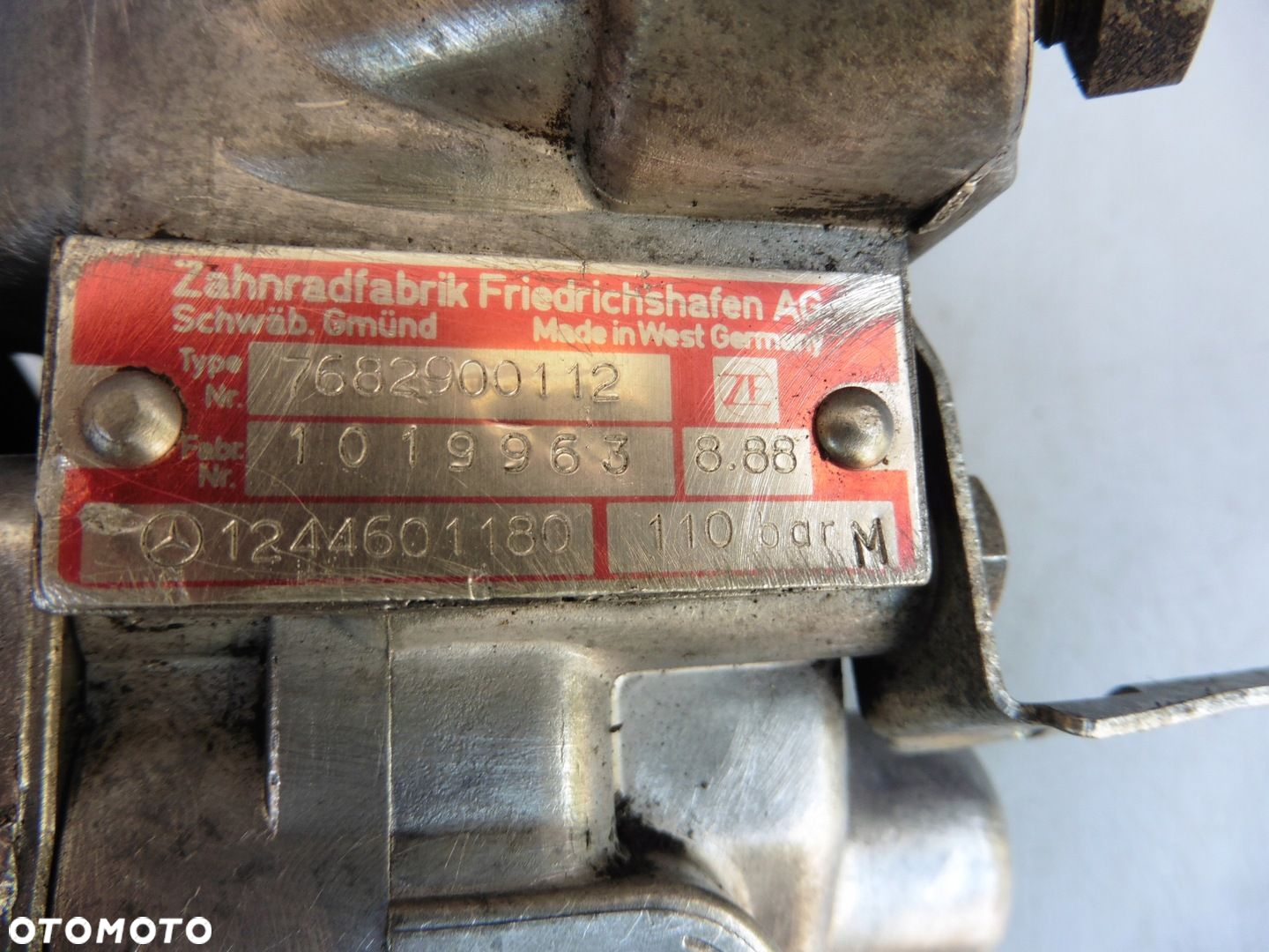 Pompa wspomagania Mercedes W124 C124 S124 3,0 110 BAR 7682900112 1244601180 - 6