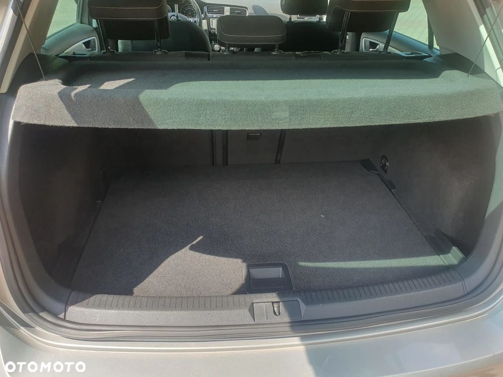 Volkswagen Golf 1.6 BlueTDI Cup - 11