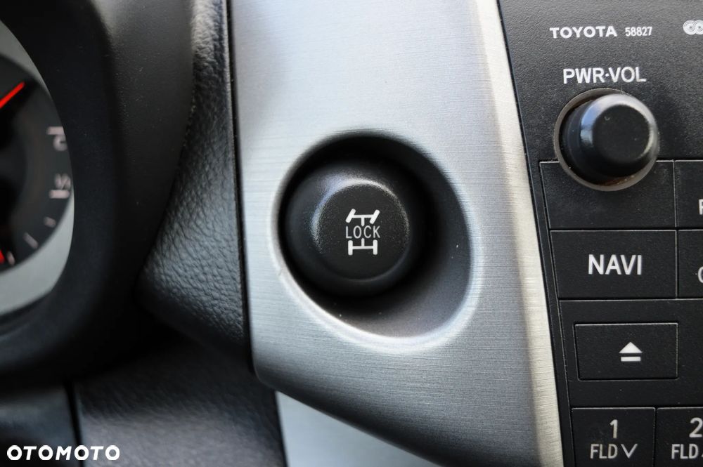 Toyota RAV4 2.0 VVT-i Prestige - 18