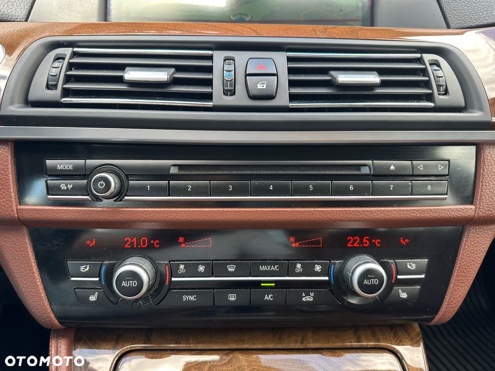 BMW Seria 5 520i Luxury Line - 21