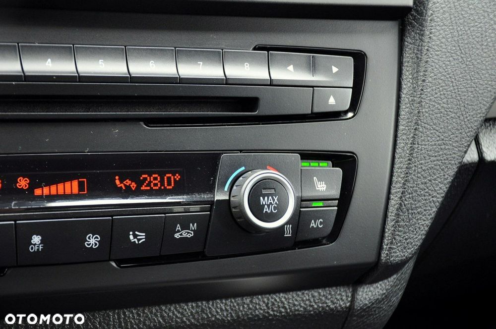 BMW Seria 1 - 32