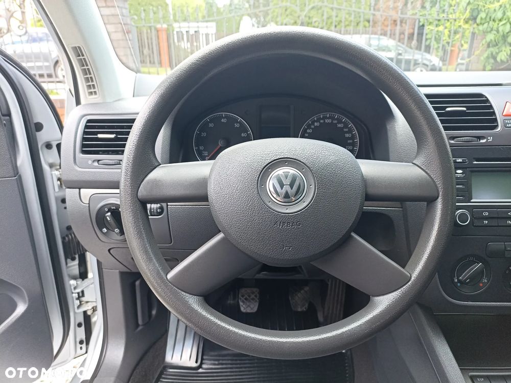 Volkswagen Golf - 16