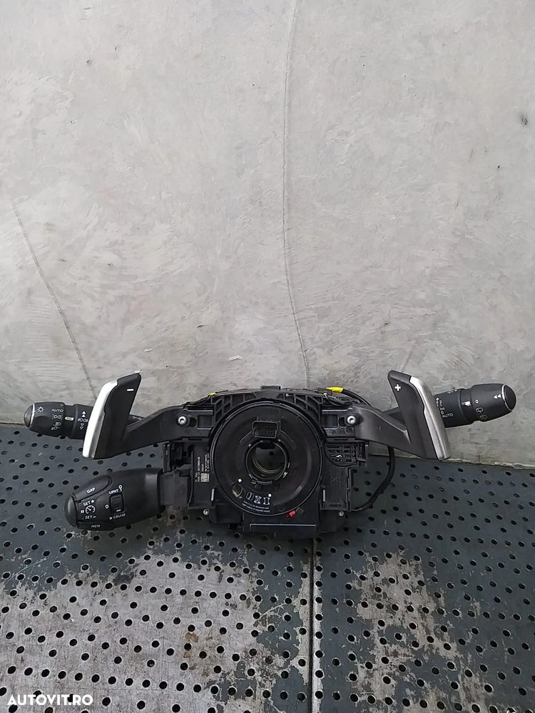 Bloc manete semnalizare stergator parbriz tempomat spirala volan cu padele peugeot 5008 2 98312545zd - 1