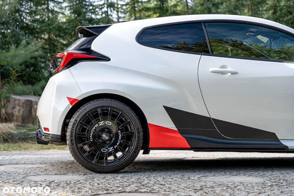 Toyota GR Yaris 1.6 Dynamic - 9