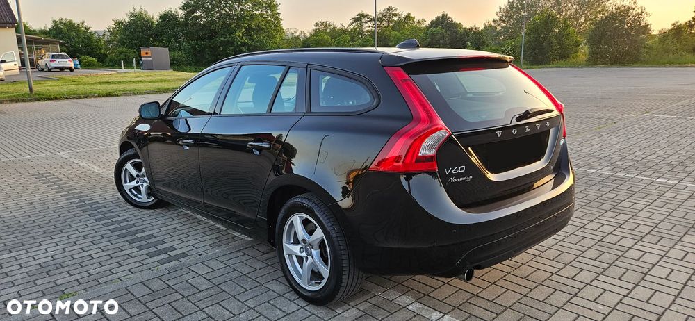 Volvo V60 D2 Momentum - 3