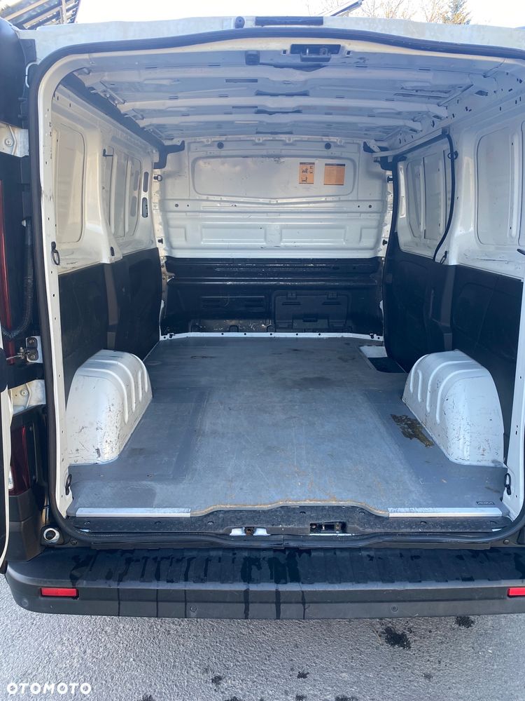 Renault Trafic - 13