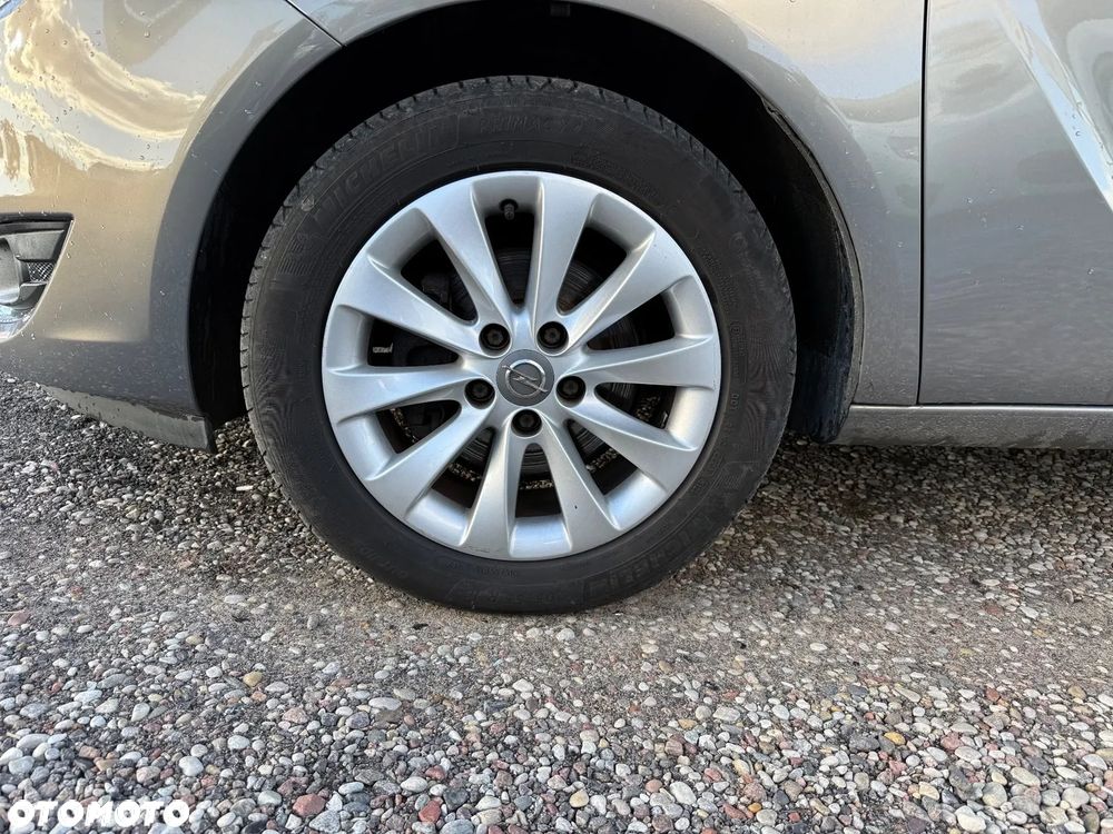 Opel Meriva - 14