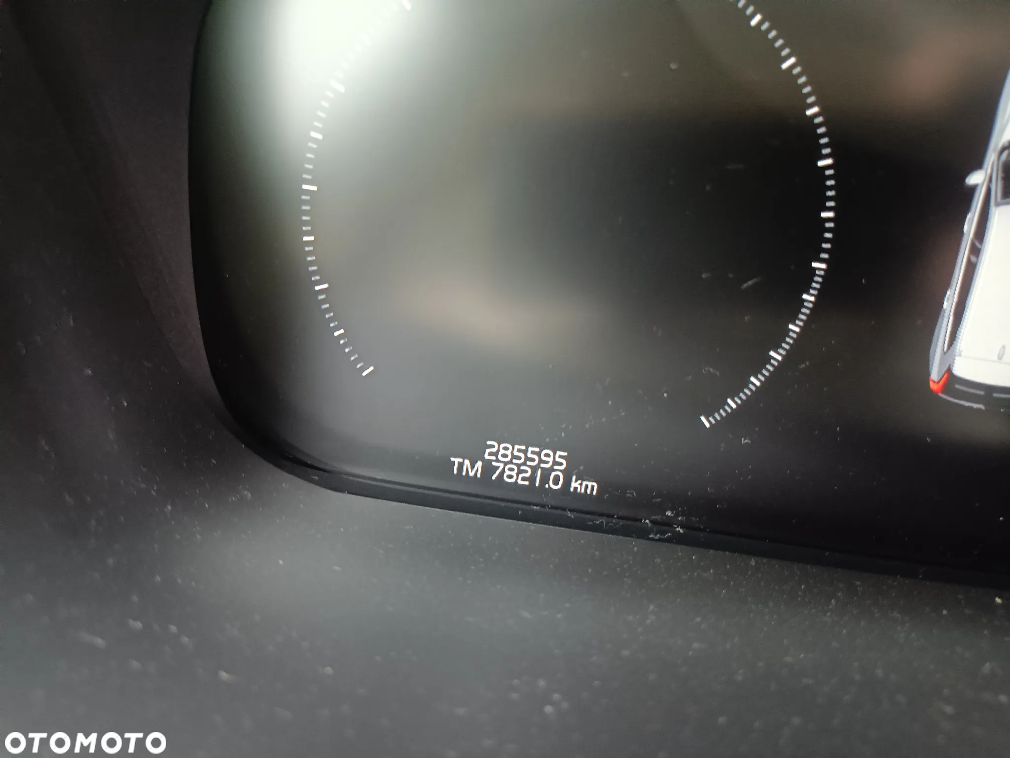 Volvo XC 60 D4 Momentum Pro - 24