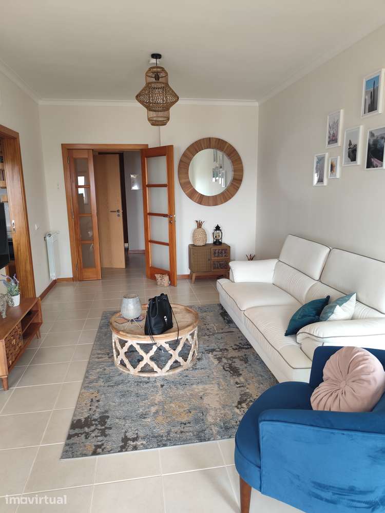 Excelente apartamento mobilado na praia de São Martinho do Porto - Grande imagem: 4/18