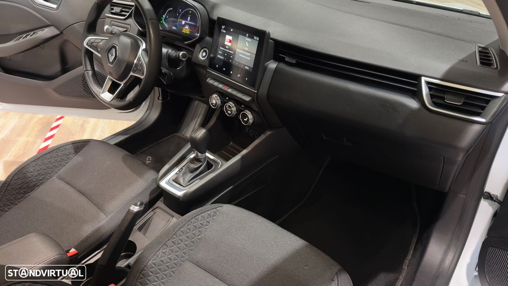 Renault Clio 1.6 E-Tech Intens - 11