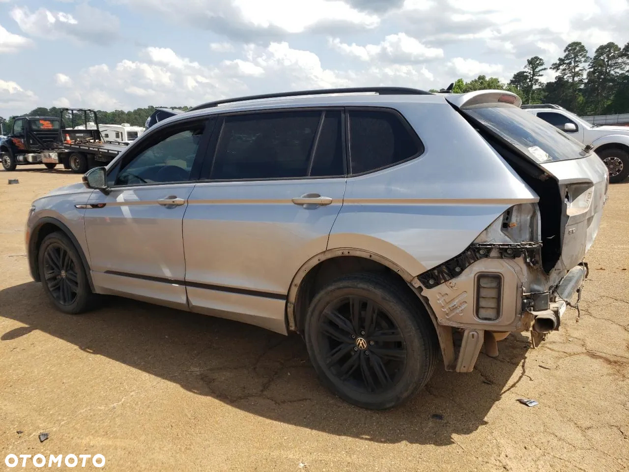 Volkswagen Tiguan - 3