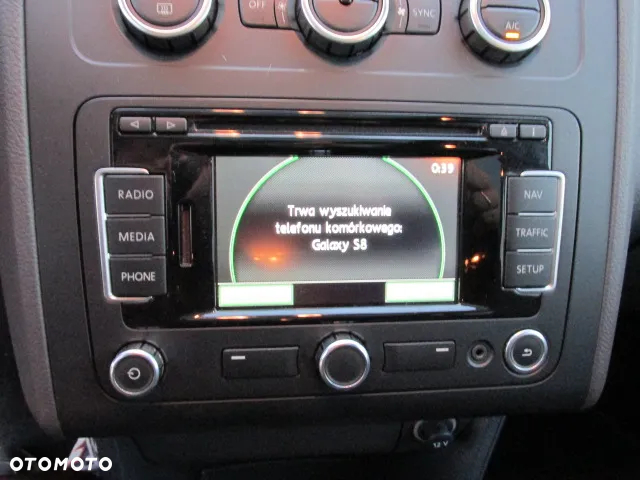 Volkswagen Touran 1.6 TDI DPF BlueMotion Technology Life - 18