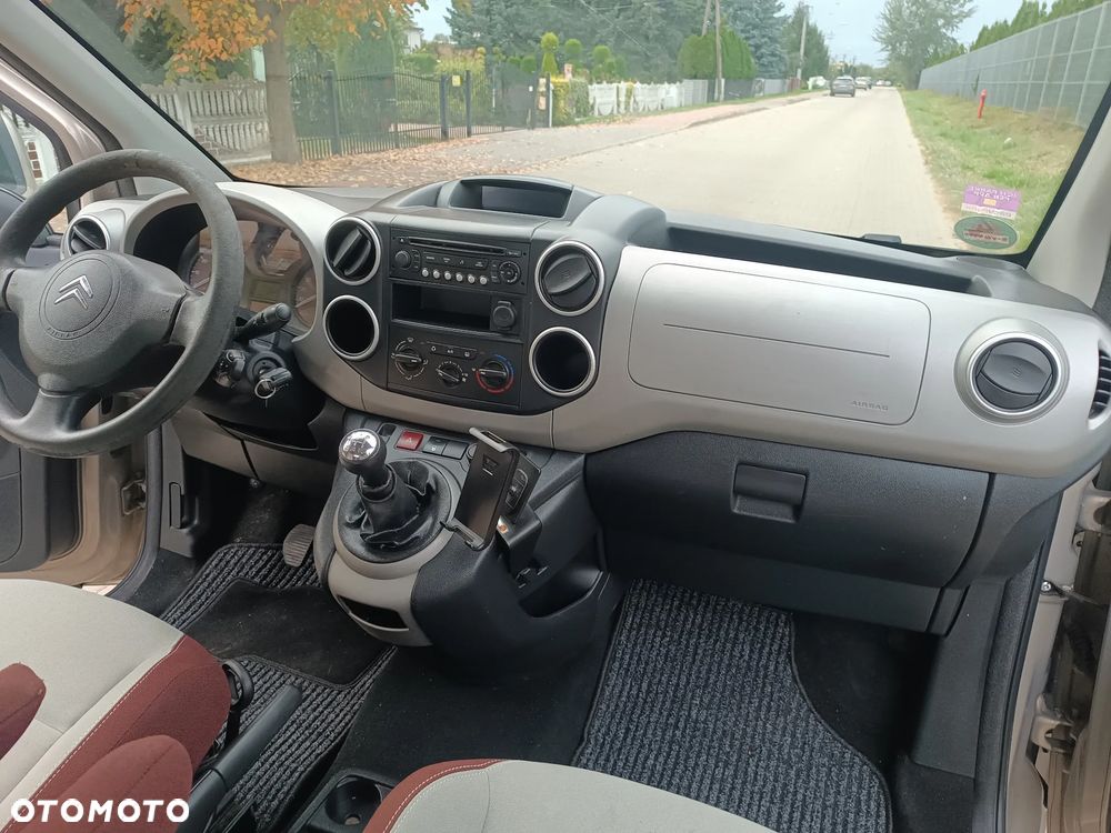 Citroen Berlingo 2011 photo 3