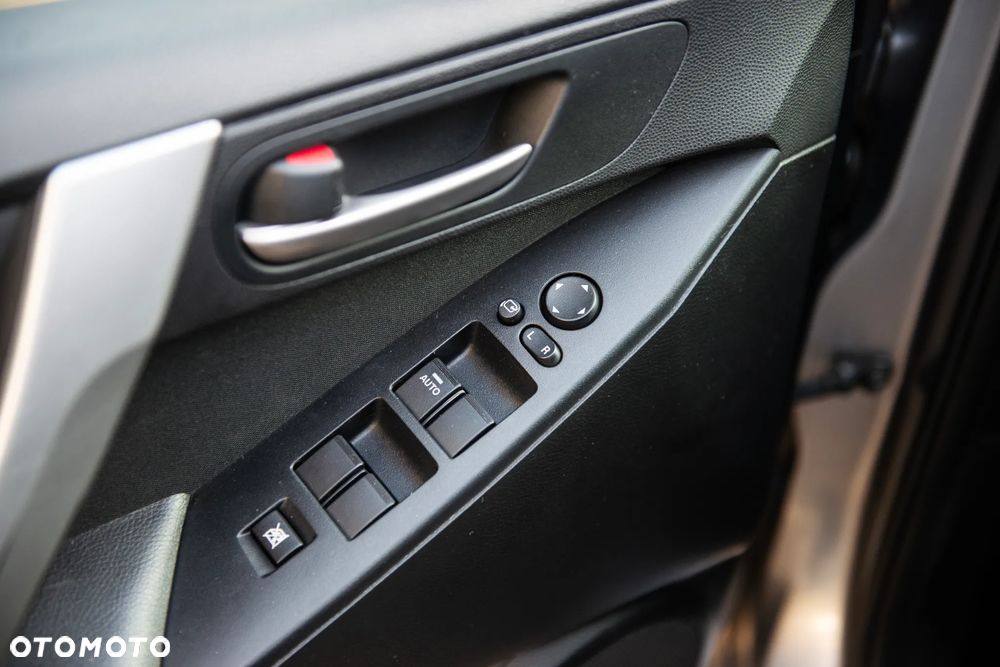 Mazda 3 2.0 MZR DISI Exclusive-Line - 32