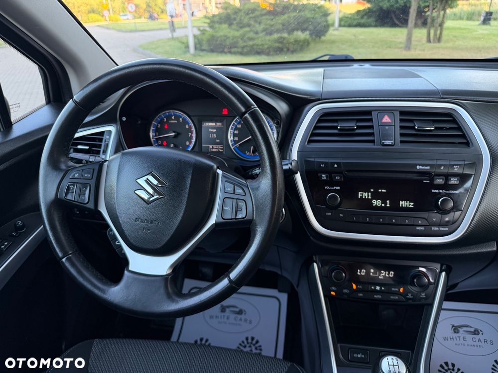 Suzuki SX4 S-Cross 1.6 VVT 4x4 limited - 32