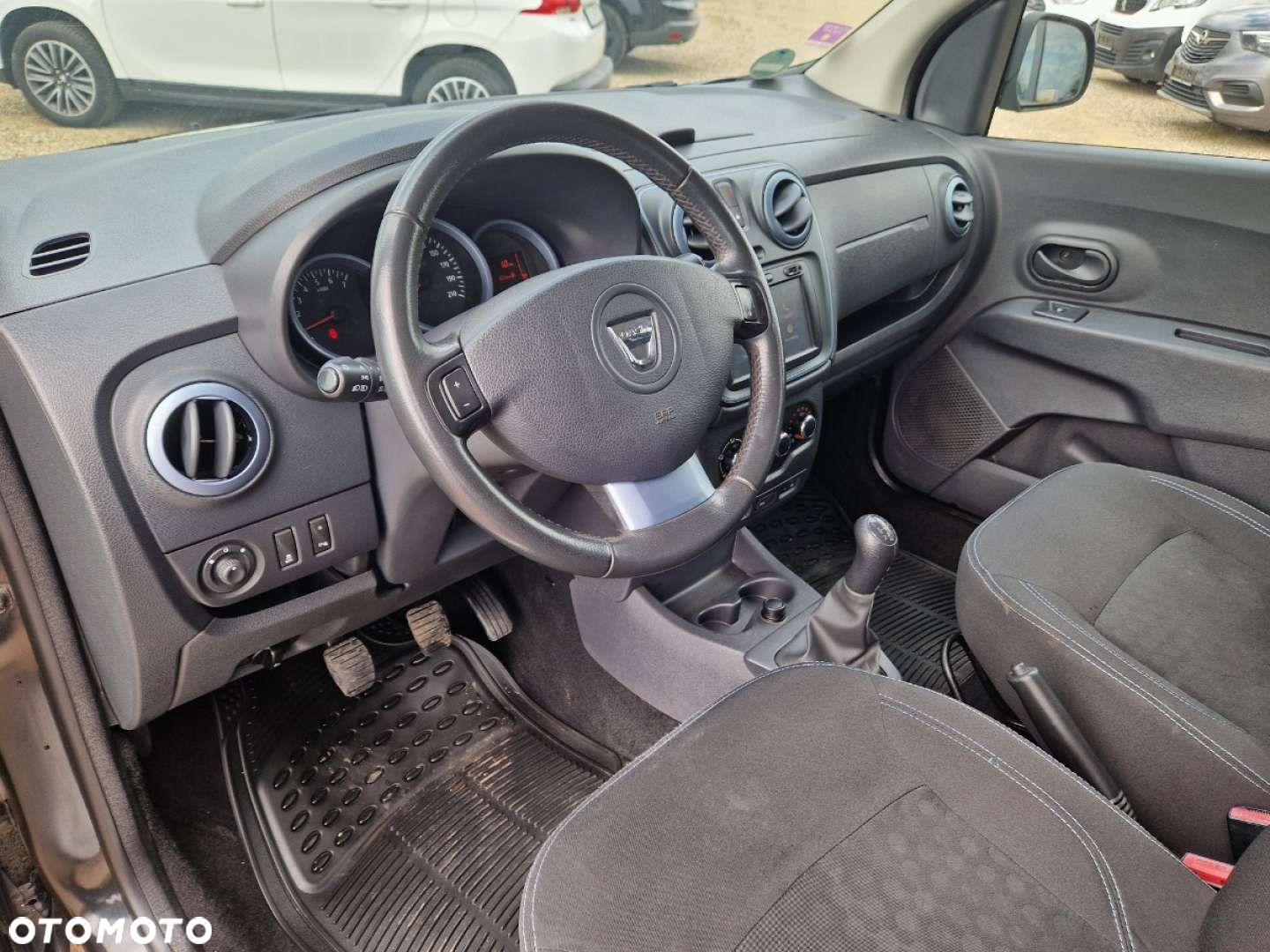 Dacia Lodgy - 6