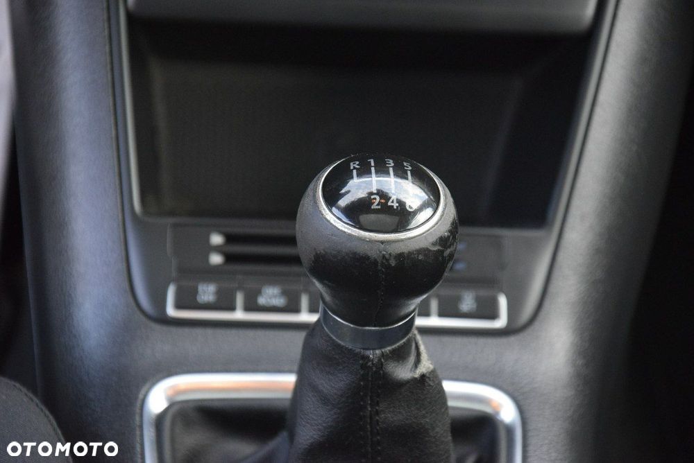 Volkswagen Tiguan 2.0 TDI DPF 4Motion Sport & Style - 35