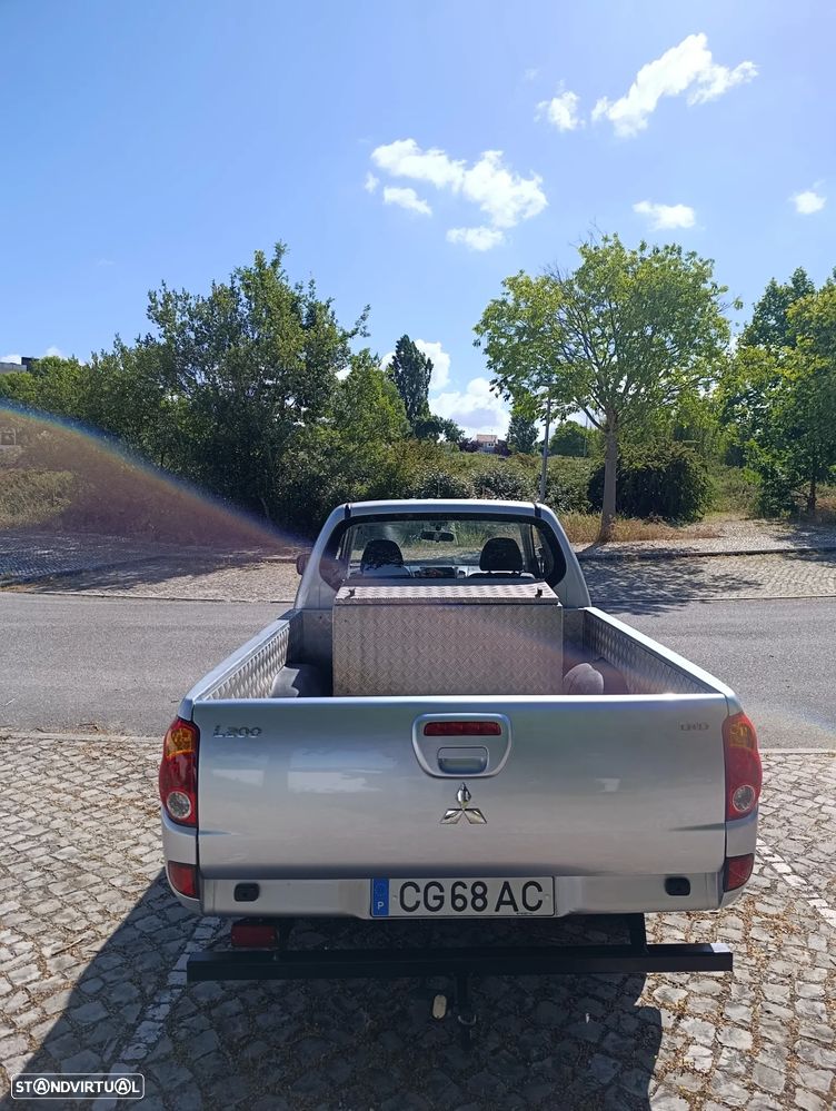 Mitsubishi L200 Pick Up 4x4 Invite Club Cab - 4