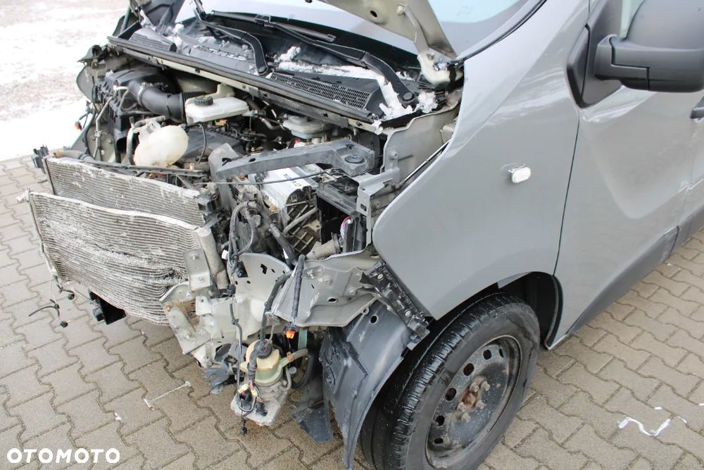 Opel Vivaro - 12