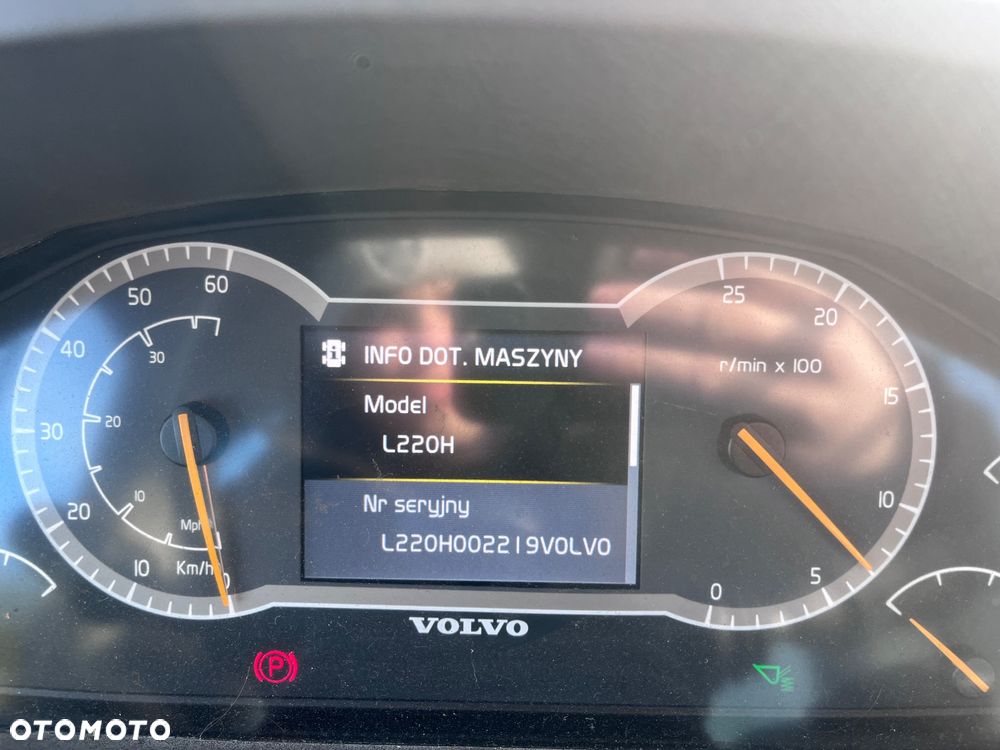 Volvo L220H - 27