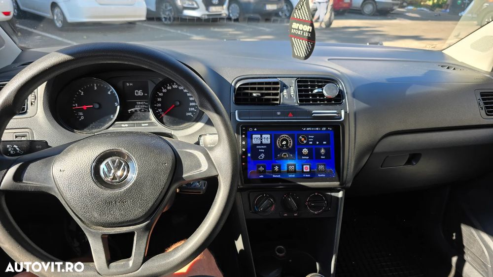Volkswagen Polo 1.4 TDI CR BMT Trendline - 9