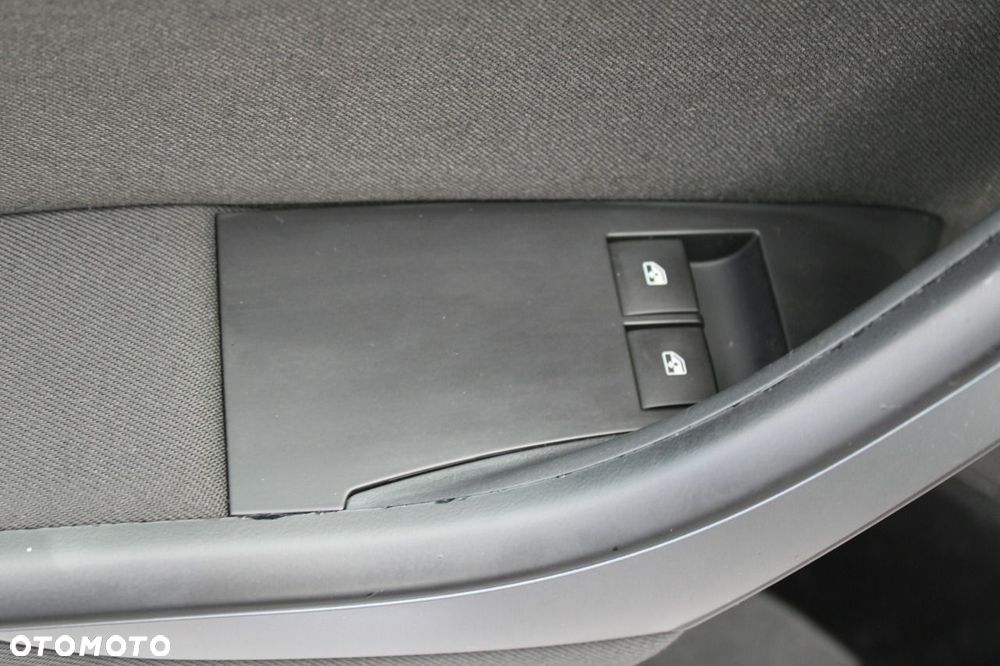 Opel Astra - 16
