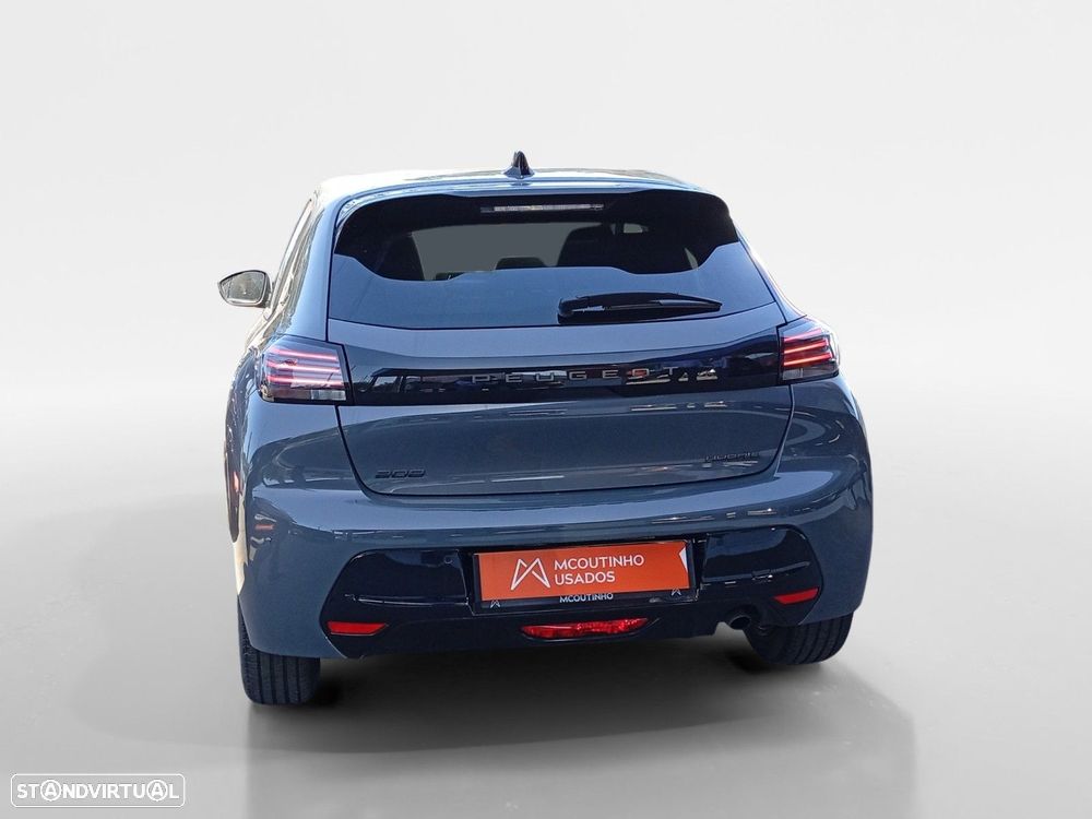 Peugeot 208 - 4
