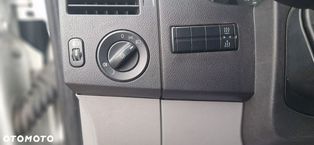 Mercedes-Benz Sprinter - 14