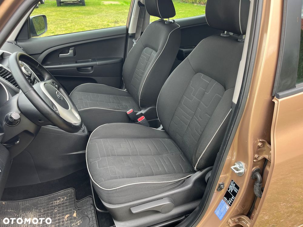 Kia Venga 1.4 CVVT ISG Spirit - 10