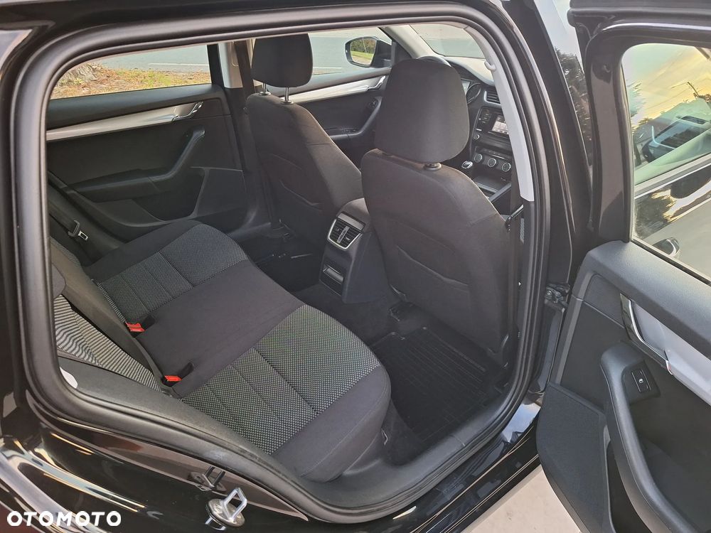 Skoda Octavia 1.6 TDI Ambition - 9