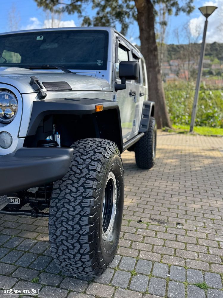 Jeep Wrangler Unlimited 2.8 CRD ATX Sahara Limited - 3