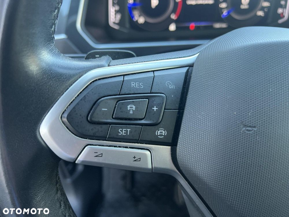 Volkswagen Tiguan - 14