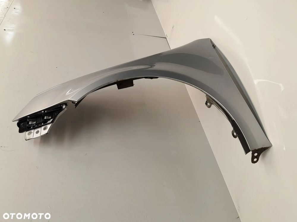 VOLKSWAGEN GOLF 5 V HB BŁOTNIK PRZÓD PRZEDNI LEWY LA7W SREBRNY - 2