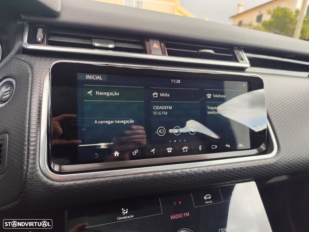 Land Rover Range Rover Velar 2.0d R-Dynamic - 17