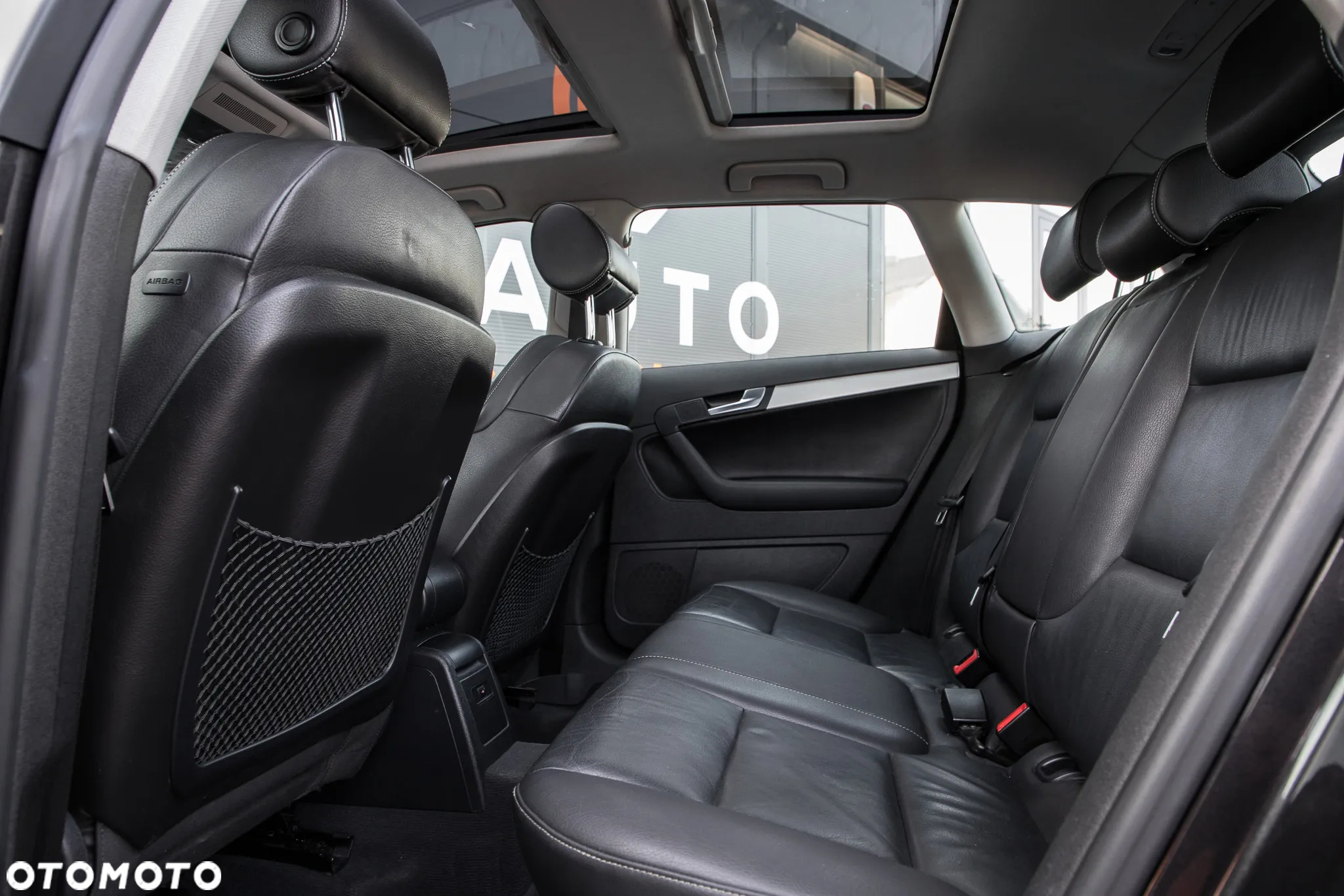 Audi A3 3.2 Sportback quattro S tronic S line Sportpaket plus - 27