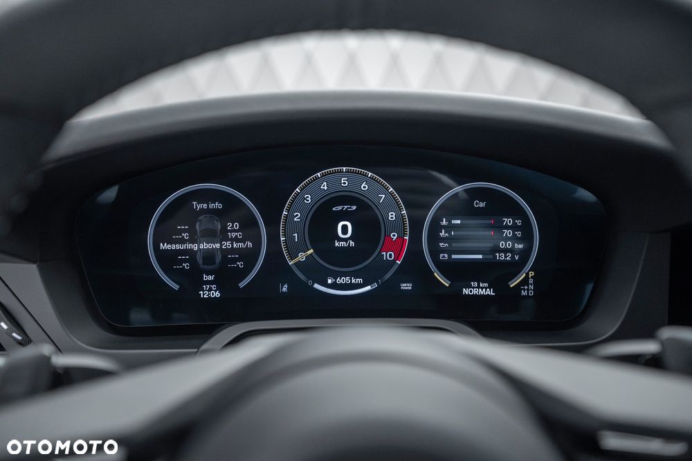 Porsche 911 GT3 - 29