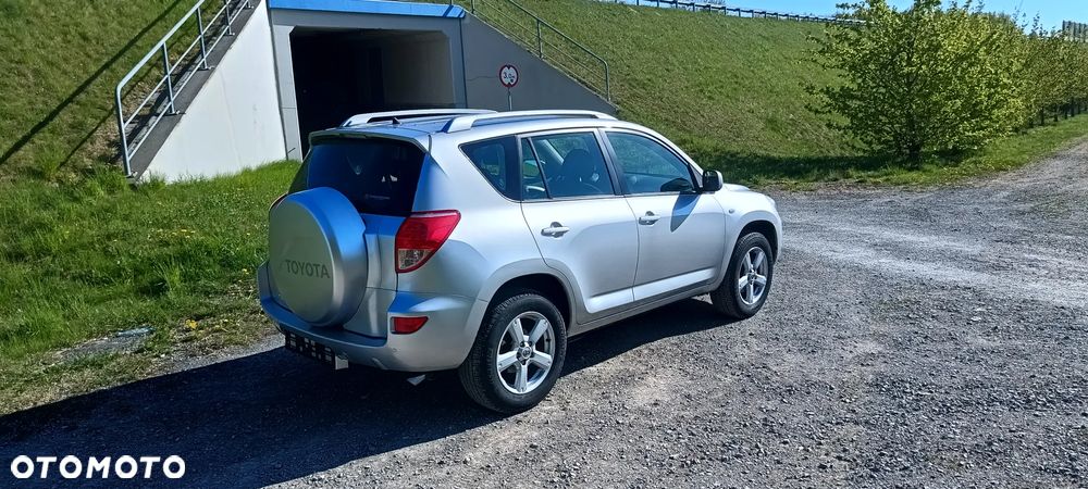 Toyota RAV4 2.0 4x4 Automatik Sol - 5