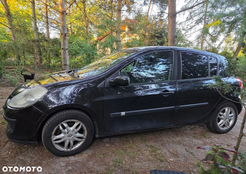 Renault Clio 1.4 16V Expression - 5